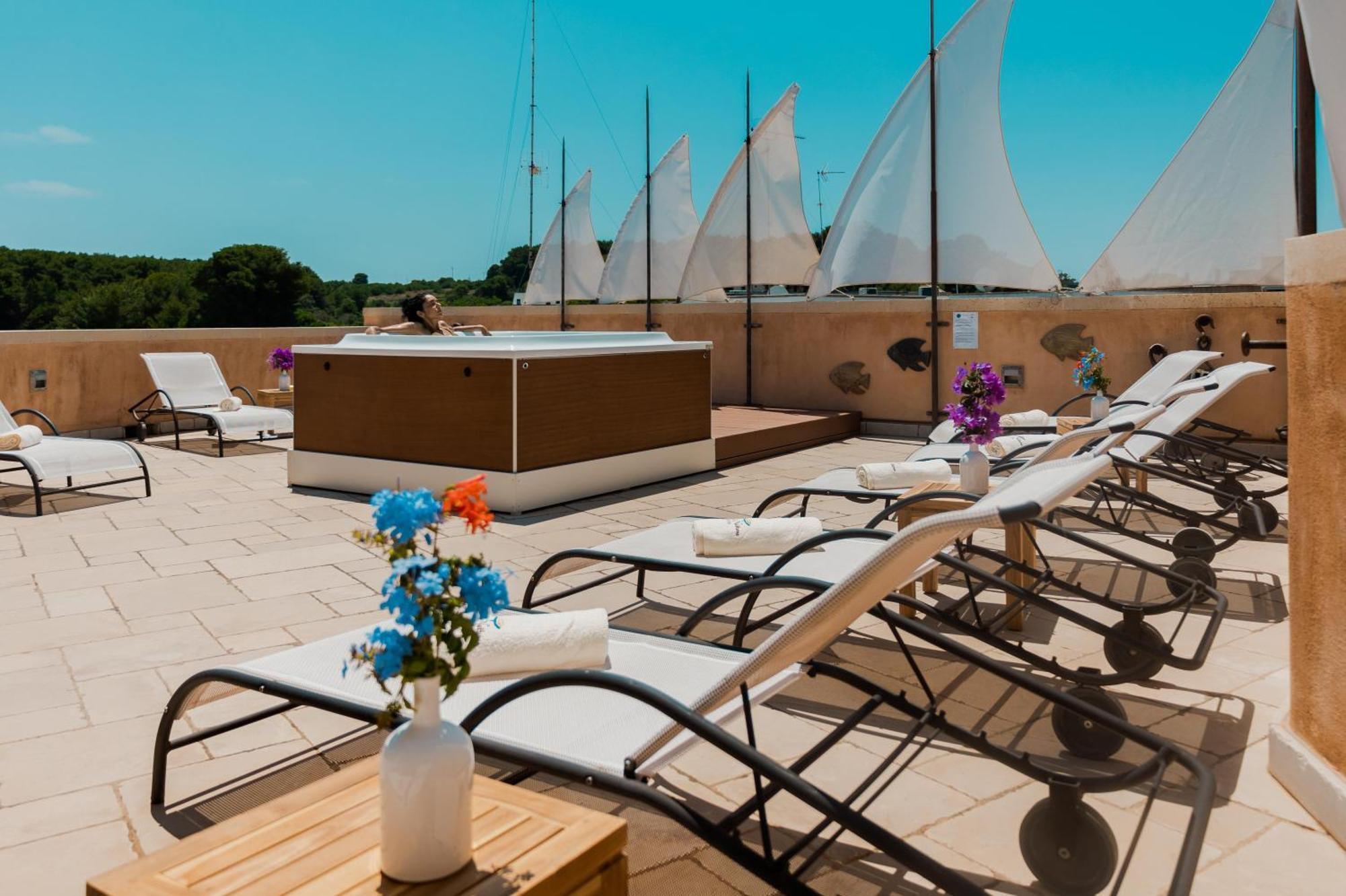 Corte Di Nettuno - Cdshotels أوترانتو المظهر الخارجي الصورة